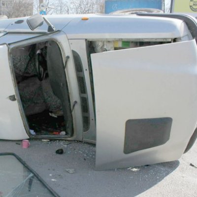 Un autoturism s-a răsturnat în drum spre Techirghiol